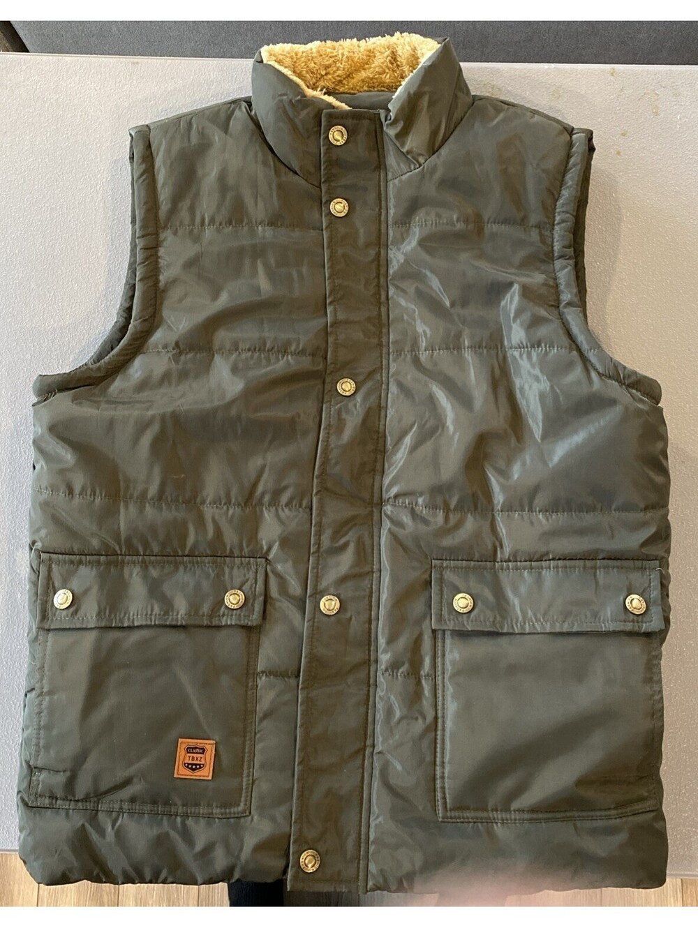 Classic TBXZ Water/Snow/Wind Resistant Sherpa Vest by SELA Mens L Green